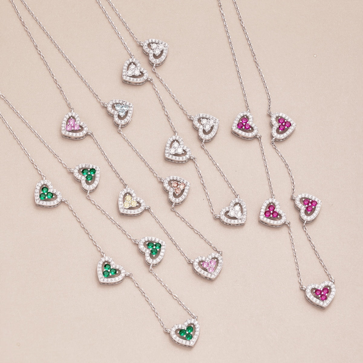 [Bloom]Sparkling Five Heart Necklace