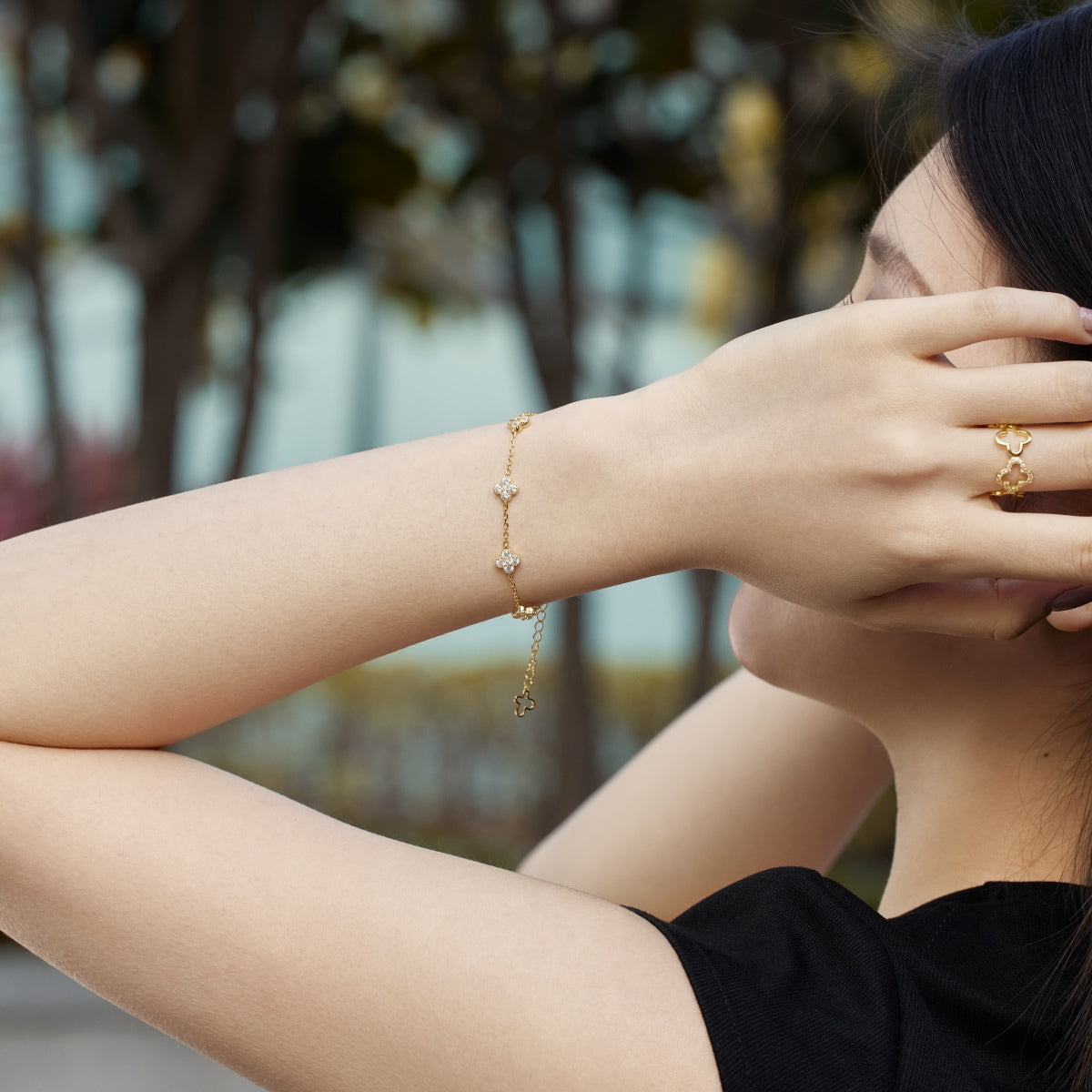 [Bloom]Four-Leaf Clover Hollow Butterfly Bracelet