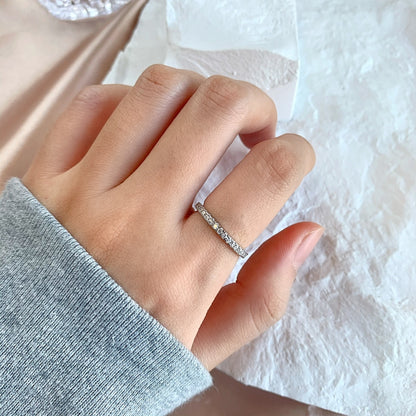 [Bloom]Delicate Sparkling Round Cut Daily Ring