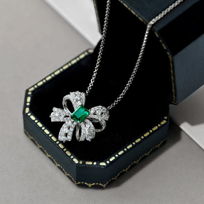 [Bloom]Luxurious Flower Shape Emerald Cut Necklace