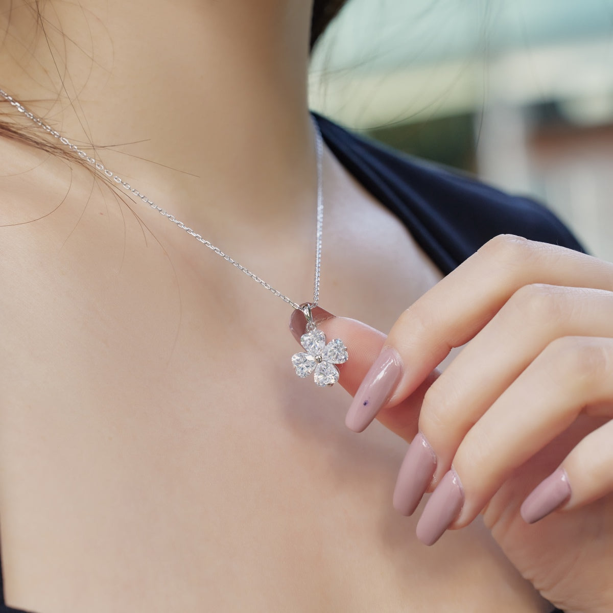 [Bloom]Heart-Shaped Four-Leaf Clover Bead Necklace