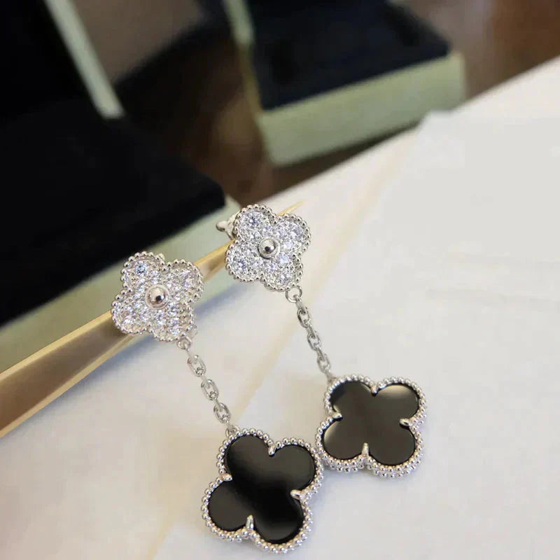 [Bloom]CLOVER 2 MOTIFS  DIAMOND ONYX EARRINGS SILVER