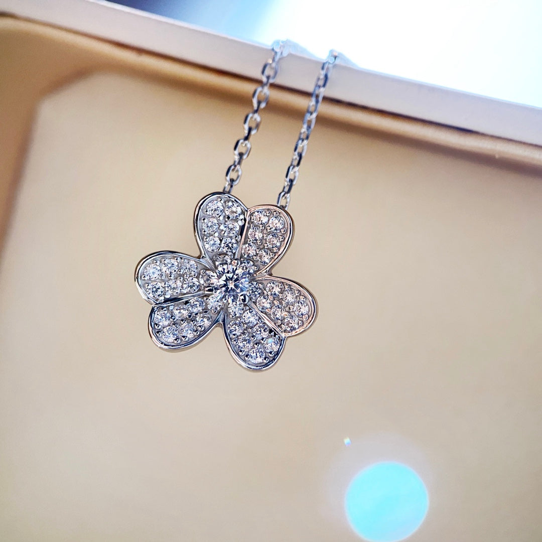 [Bloom]CLOVER DIAMOND NECKLACE SILVER