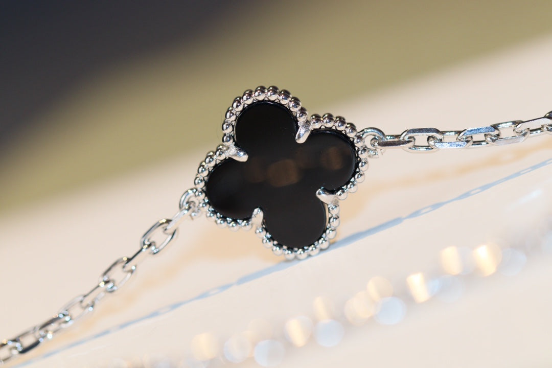 [Bloom]CLOVER 20 MOTIFS ONYX DIAMOND SILVER