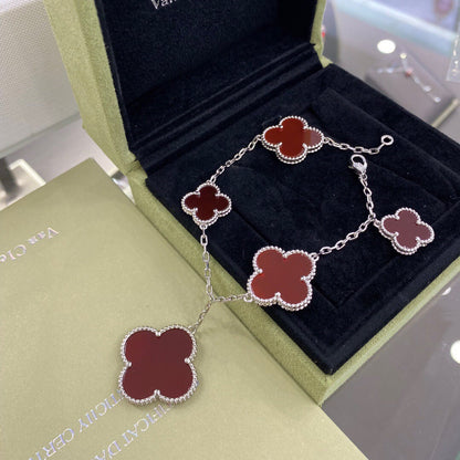 [Bloom]CLOVER 5 MOTIFS SIVLER CARNELIAN BRACELET