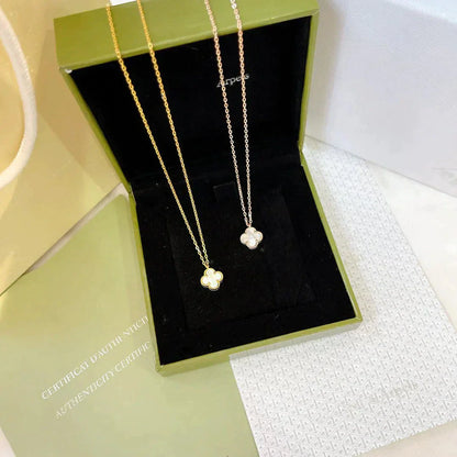 [Bloom]CLOVER MINI 9.5MM WHITE MOTHER-OF-PEARL NECKLACE