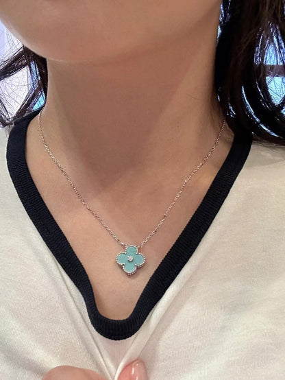 [Bloom]CLOVER 1 DIAMOND LIGHT BLUE SILVER NECKLACE