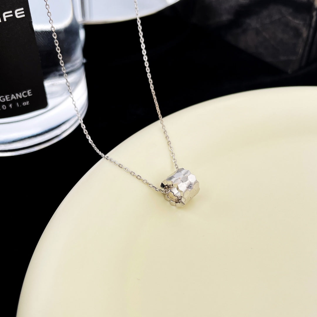 [Bloom]BEE MINI PEDANT DIAMOND NECKLACE