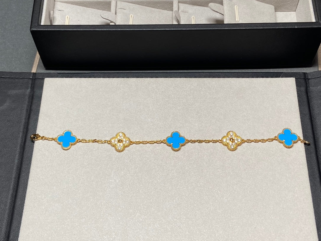 [Bloom]CLOVER 5 MOTIF BLUE CHALCEDONY DIAMOND GOLD BRACELET