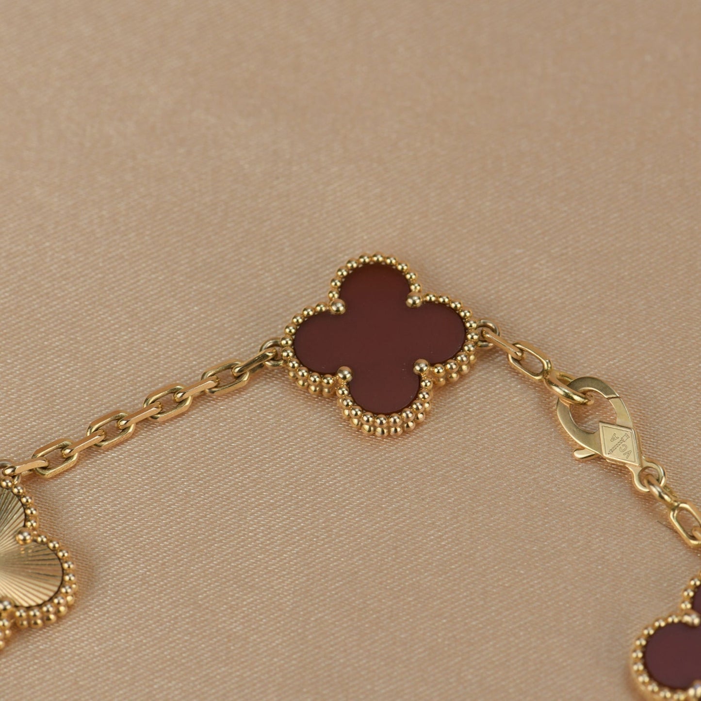 [Bloom]CLOVER  5 MOTIFS CARNELIAN GOLD BRACELET