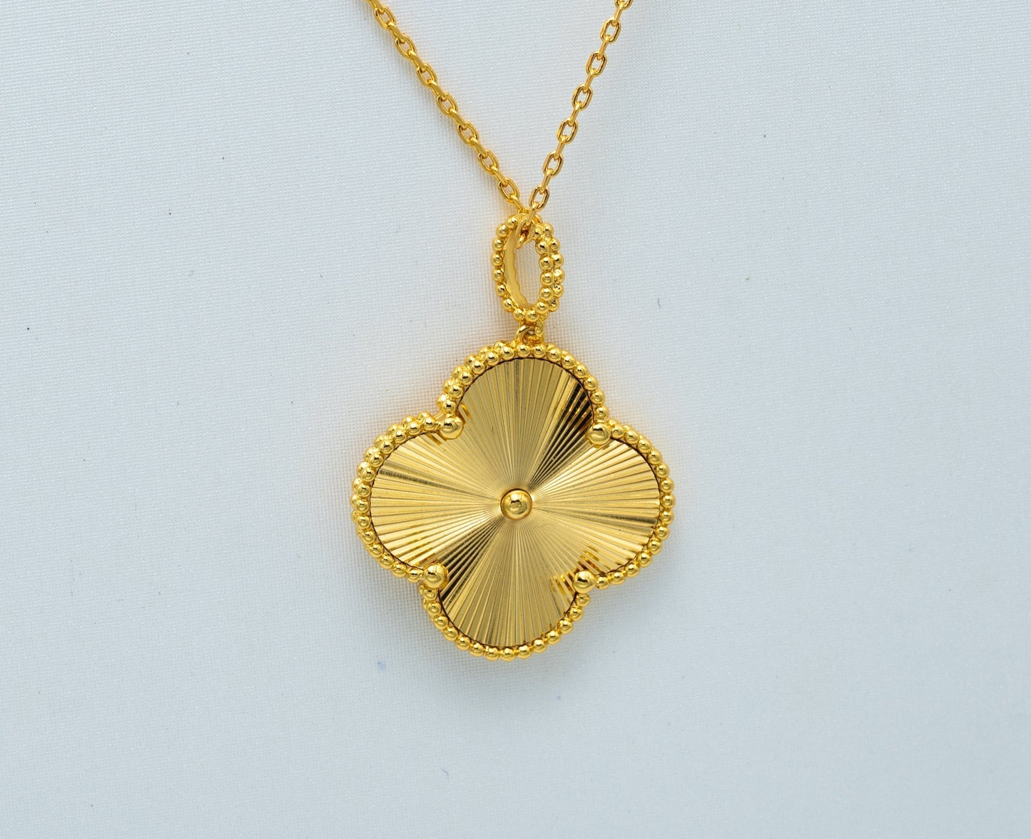 [Bloom]CLOVER 25MM PEDANT NECKLACE GOLD