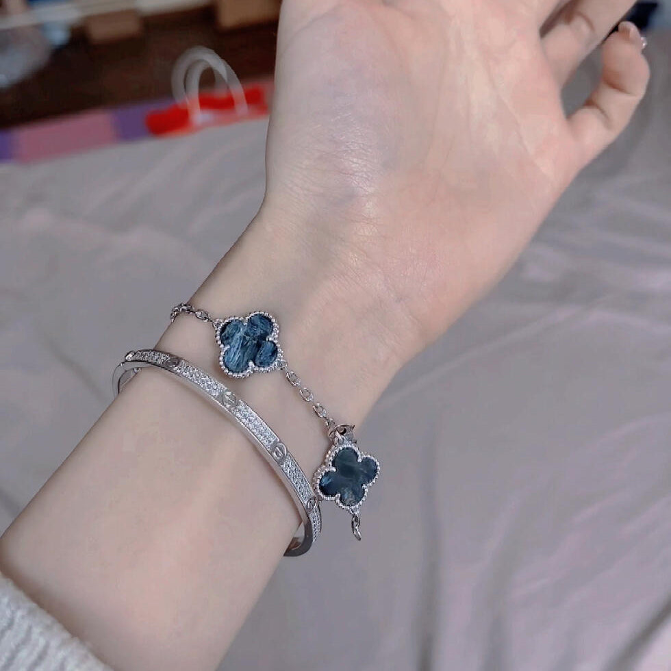 [Bloom]CLOVER 5 MOTIF PIETERSITE SILVER BRACELET