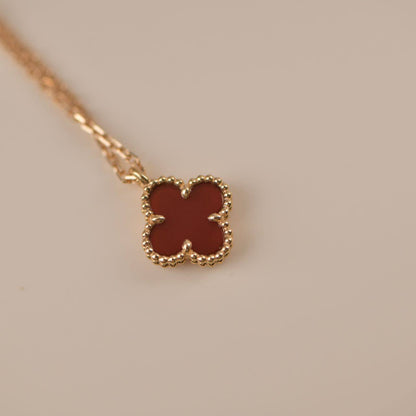 [Bloom]CLOVER MINI 9.5MM WHITE CARNELIANS NECKLACE