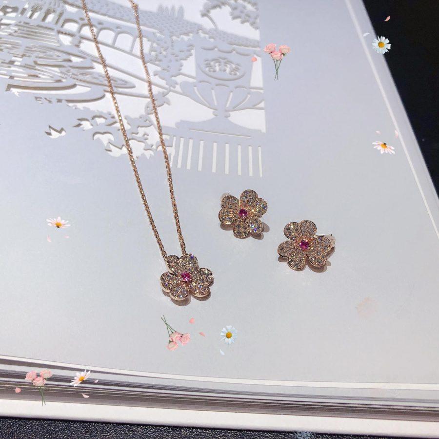 [Bloom]FRIVOLE ROSE GOLD FLOWER DIAMOND NECKLACE