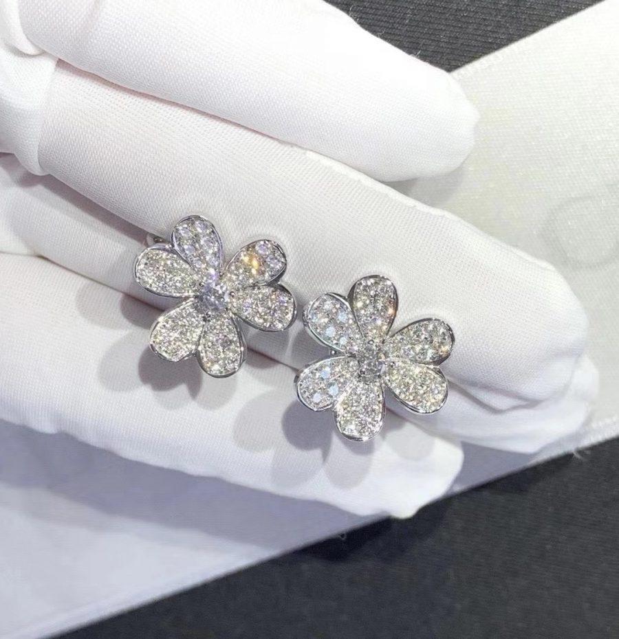 [Bloom]FRIVOLE SILVER FLOWER DIAMOND EARRINGS