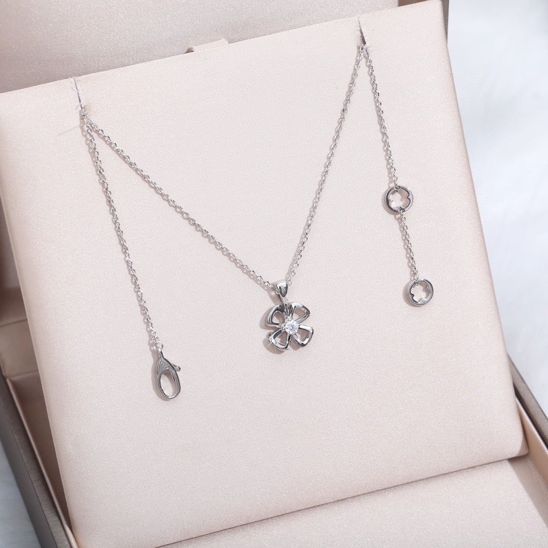 [Bloom]FIOREVER NECKLACE DIAMOND CENTER